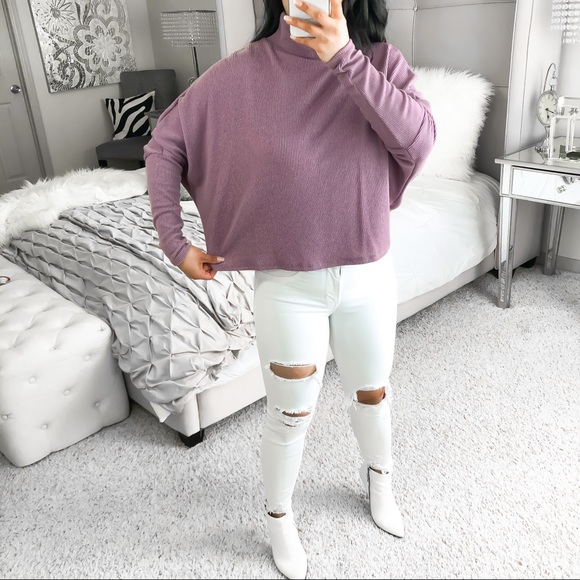 Melrose and Market s lilac turtleneck boxy top - Picture 3 of 8